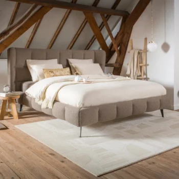 Whitehorse Wingback Gestoffeerd Bed 180x200 Anthology Taupe - Outlet!